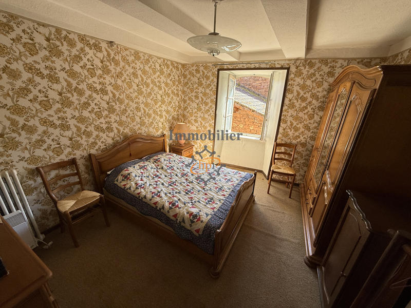 Maison - 152 m² - 1 pièce