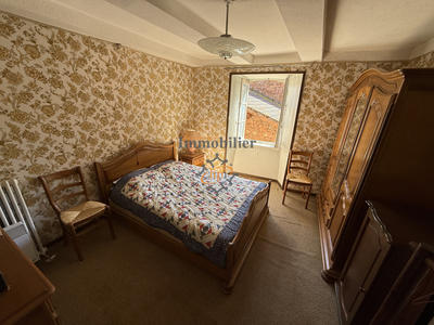 Maison - 152 m² - 1 pièce