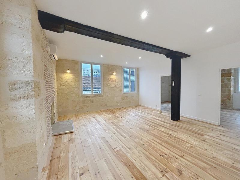 Appartement - 81 m² - 4 pièces