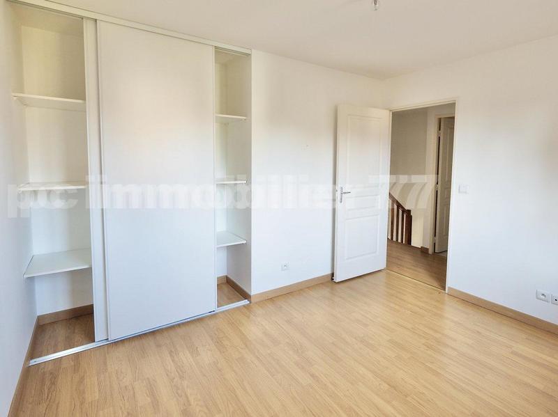 Maison de bois - 98 m² - 6 pièces