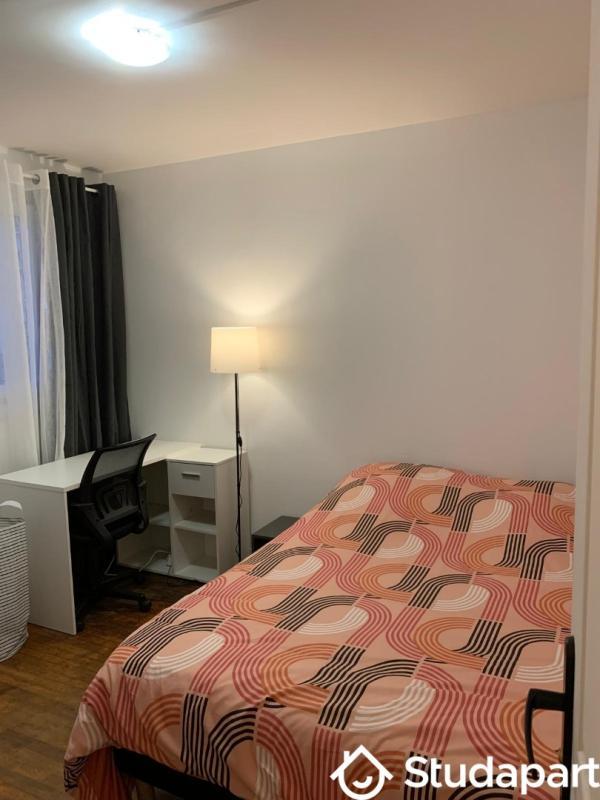 Chambre - 15 m² - 1 pièce