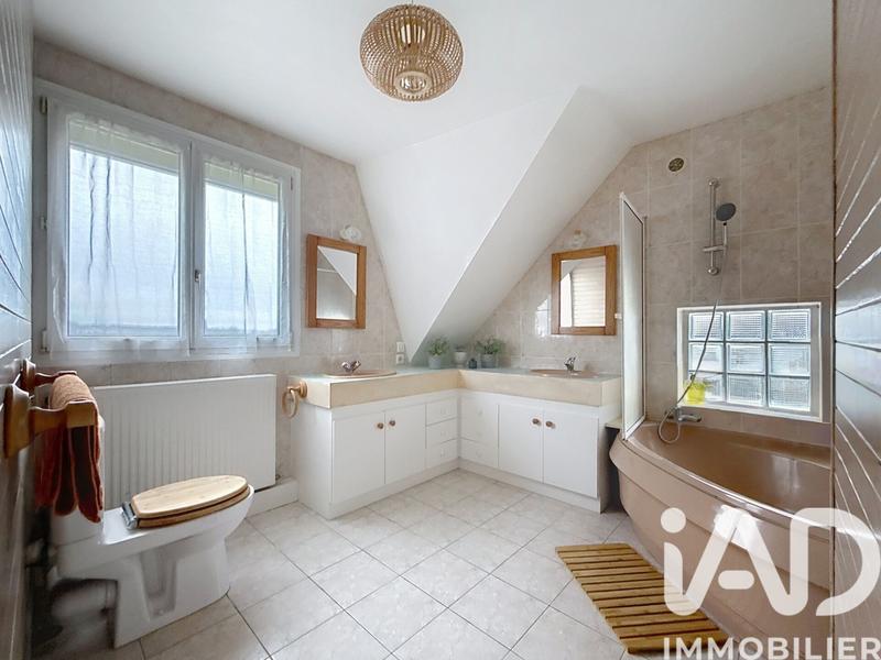 Maison - 139 m² - 5 pièces