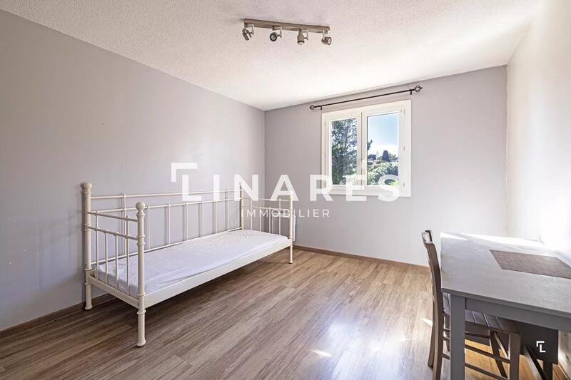 Villa - 190 m² - 6 pièces