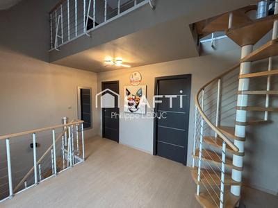 Maison de ville - 88 m² - 4 pièces