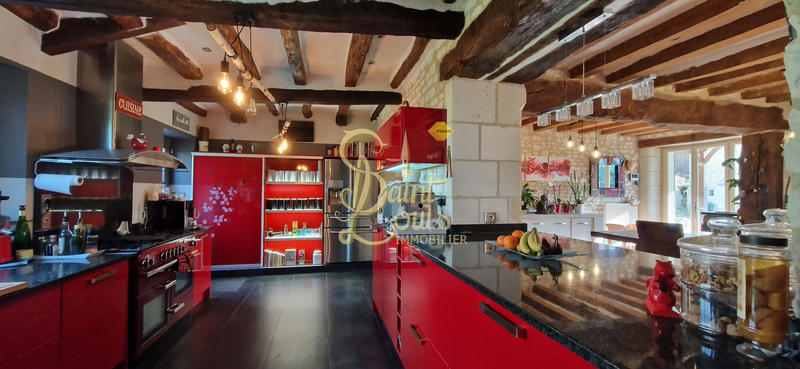 Maison - 265 m² - 8 pièces