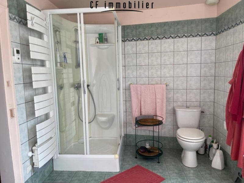 Maison - 210 m² - 8 pièces