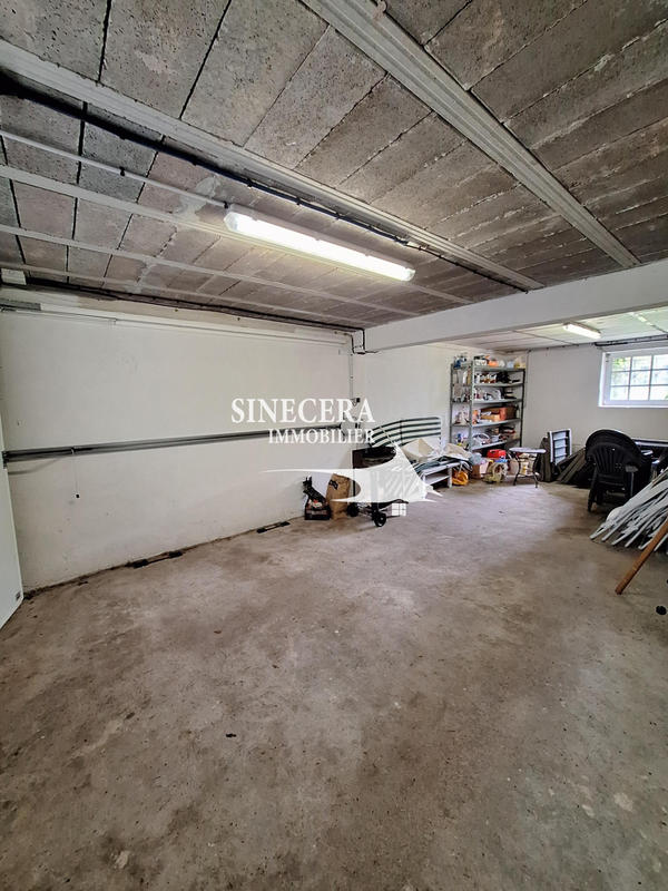 Maison - 170 m² - 5 pièces