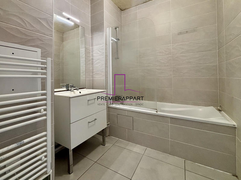 Appartement - 58 m² - 3 pièces