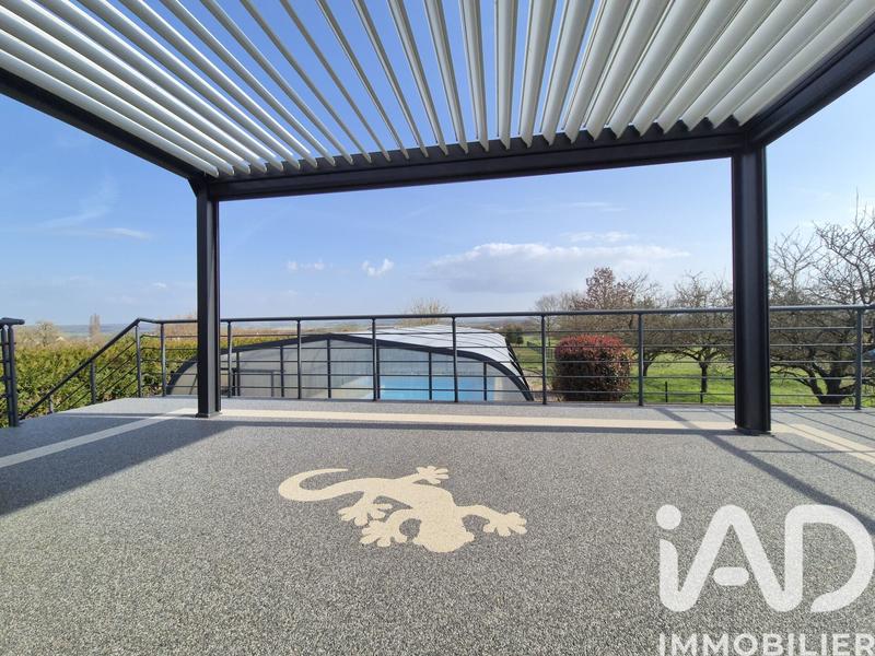 Maison - 200 m² - 6 pièces