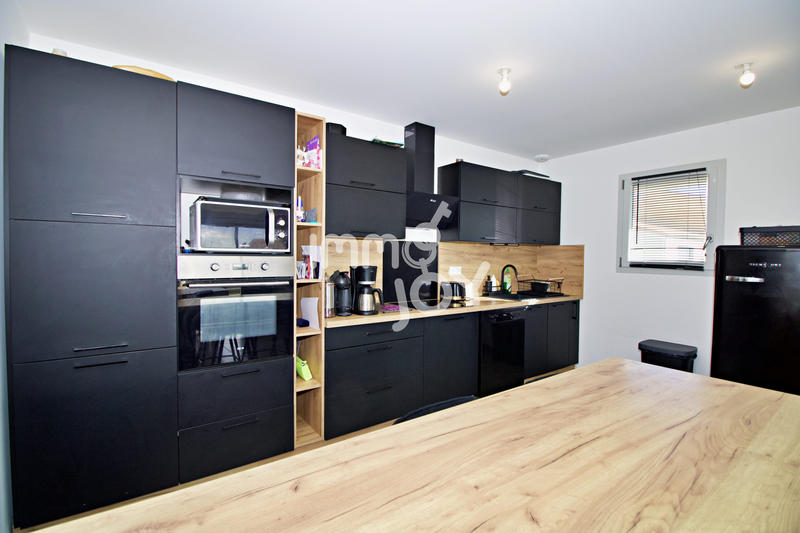 Maison - 91 m² - 4 pièces