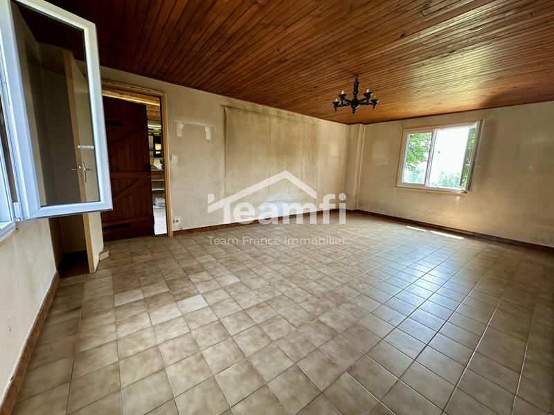 Maison - 88 m² - 4 pièces