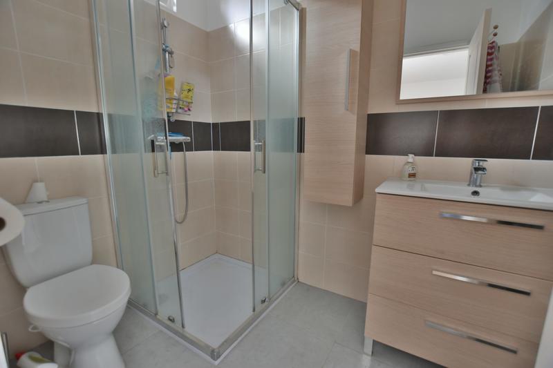 Maison - 184 m² - 6 pièces