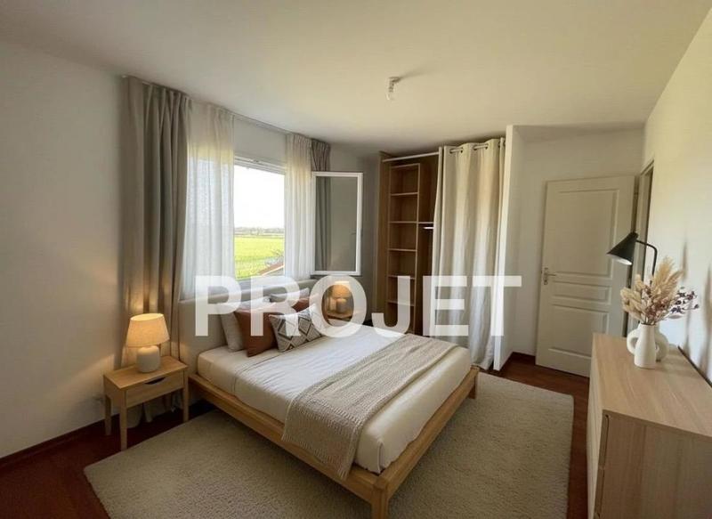 Maison - 95 m² - 4 pièces