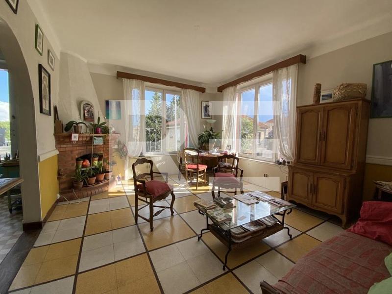 Maison - 165 m² - 6 pièces