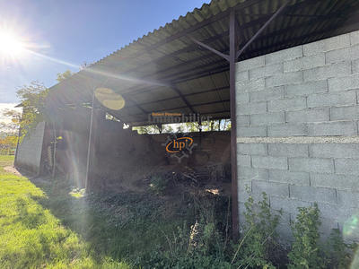 Maison - 510 m² - 3 pièces