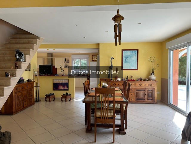 Maison - 240 m² - 6 pièces