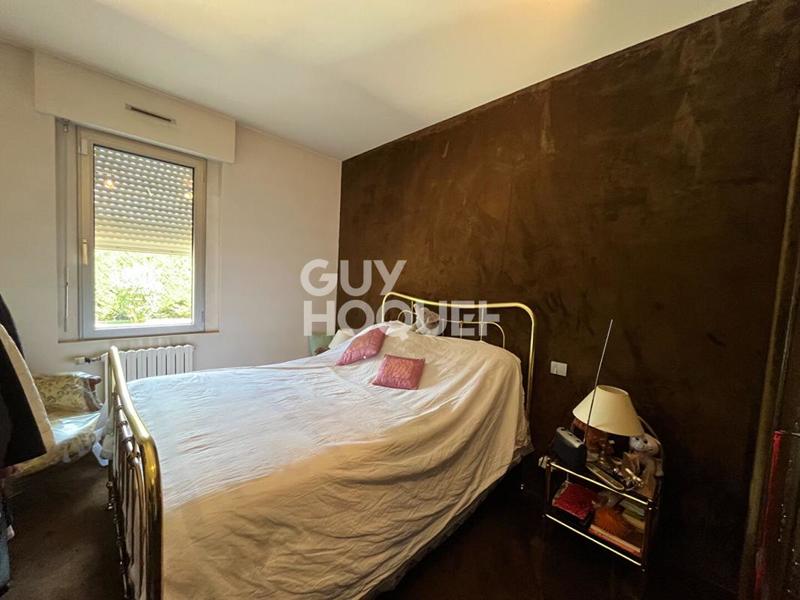 Propriété - 267 m² - 10 pièces