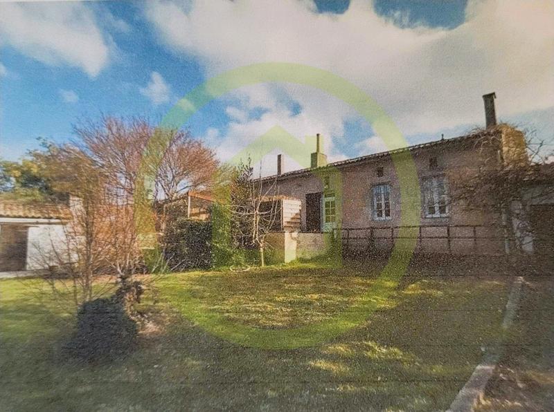 Maison - 525 m² - 12 pièces