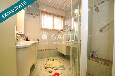 Maison - 130 m² - 8 pièces