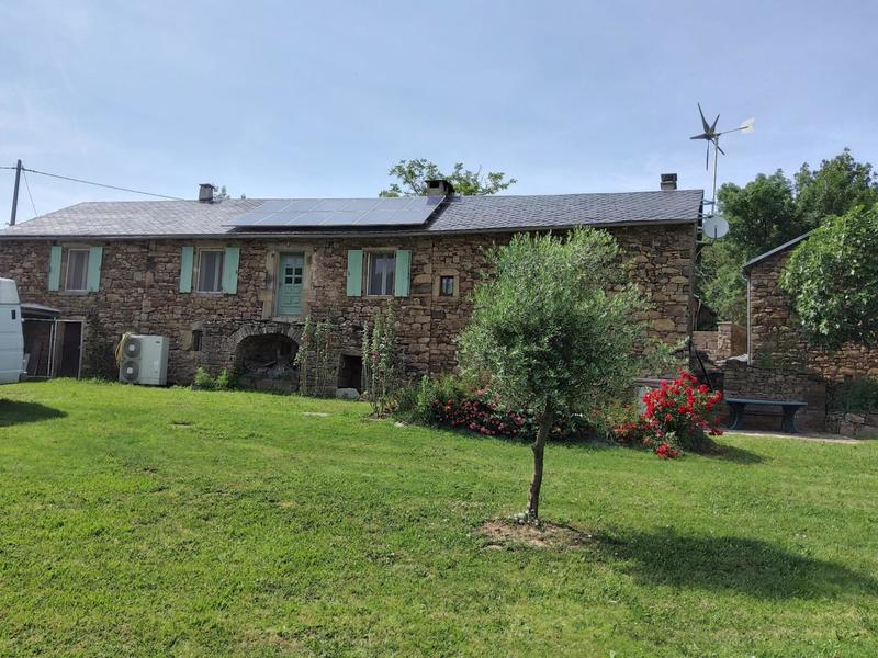 Maison - 219 m² - 8 pièces