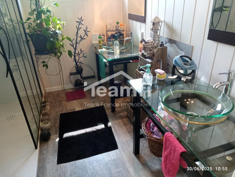 Maison - 121 m² - 6 pièces