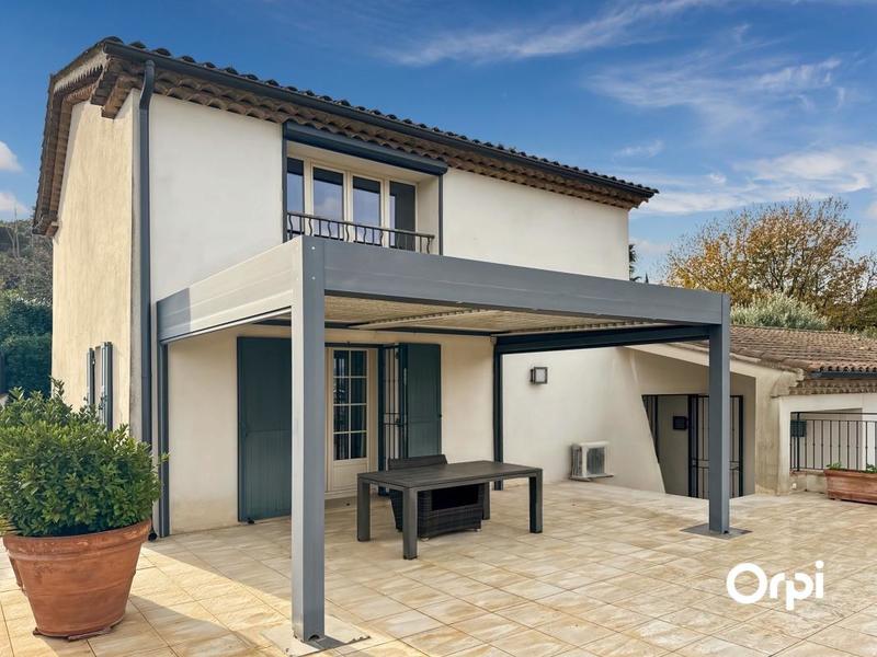 Villa - 180 m² - 4 pièces