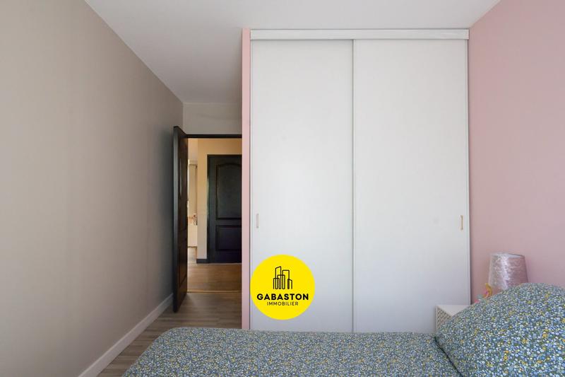 Appartement - 101 m² - 4 pièces