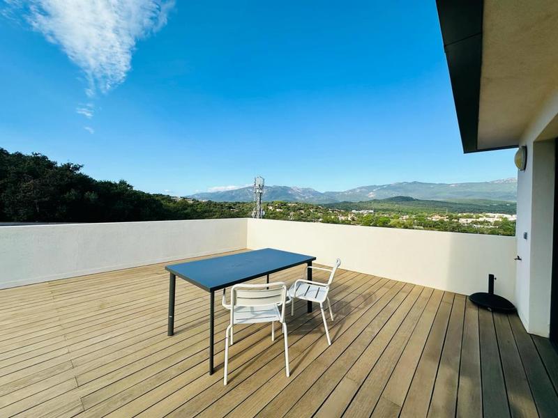 Appartement - 66 m² - 3 pièces