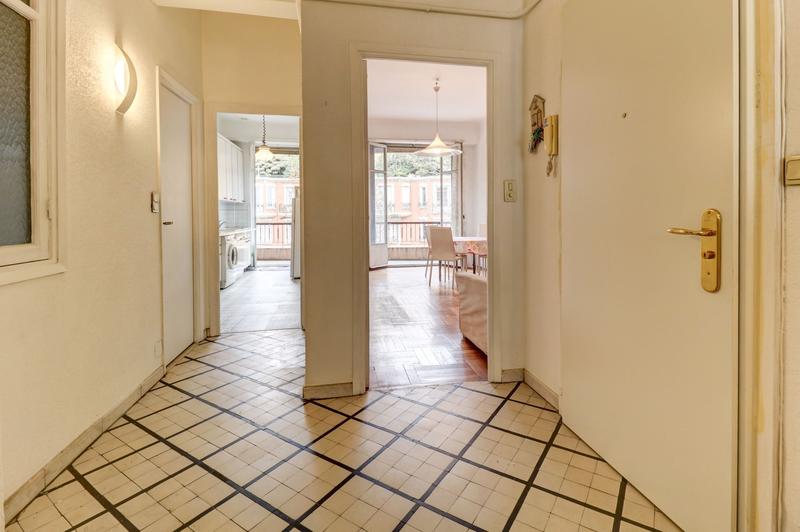 Appartement - 80 m² - 3 pièces