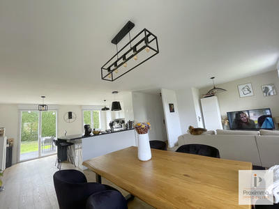 Maison - 83 m² - 3 pièces