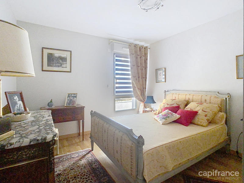 Appartement - 90 m² - 4 pièces