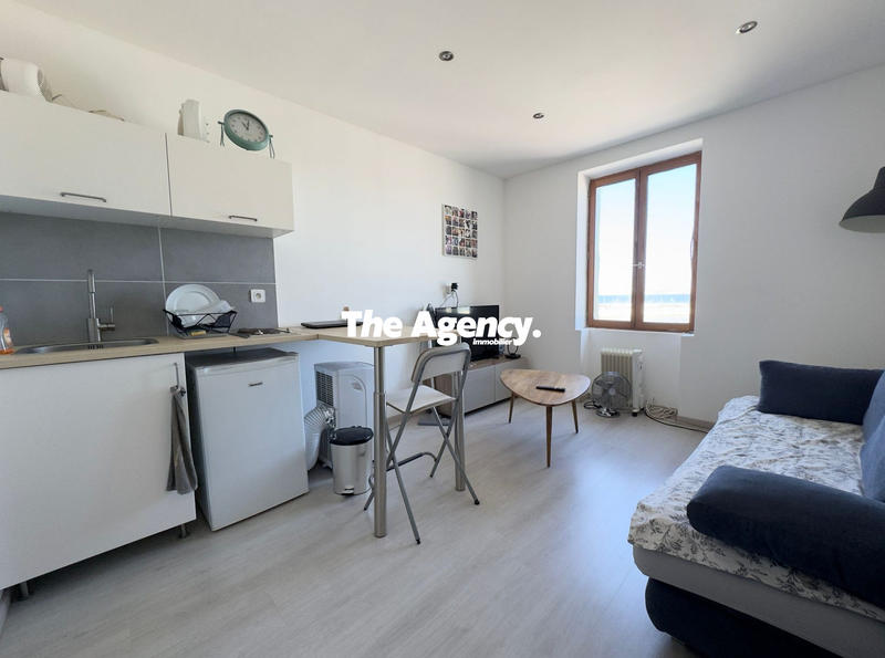 Fonds de commerce - Magasins - 52 m²