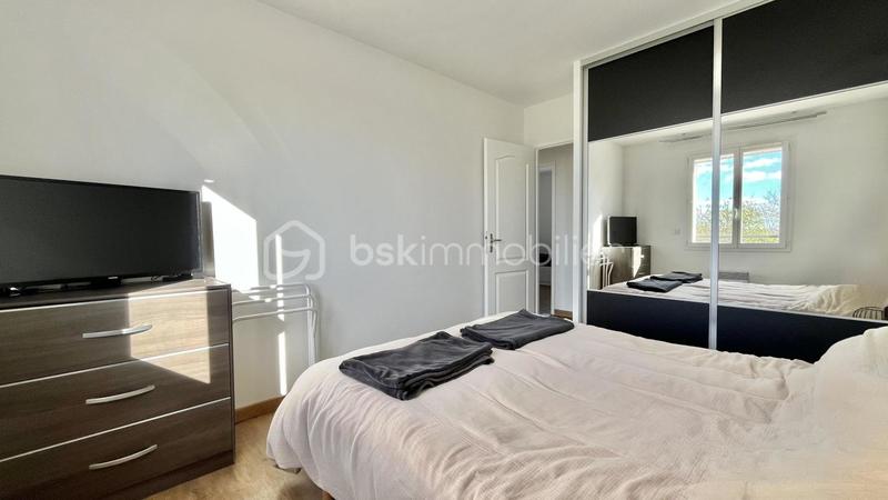 Villa - 80 m² - 4 pièces