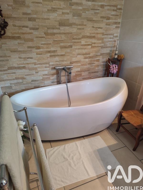 Maison - 140 m² - 4 pièces