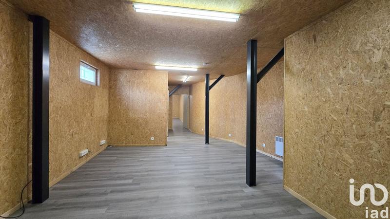 Local commercial - 122 m²