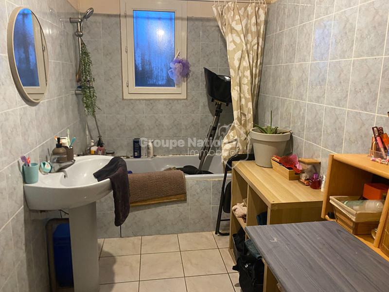 Maison - 92 m² - 5 pièces