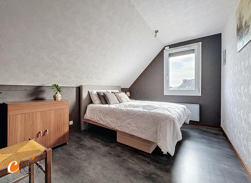 Maison - 95 m² - 5 pièces