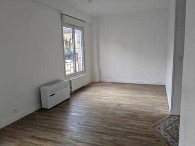 Maison - 87 m² - 5 pièces