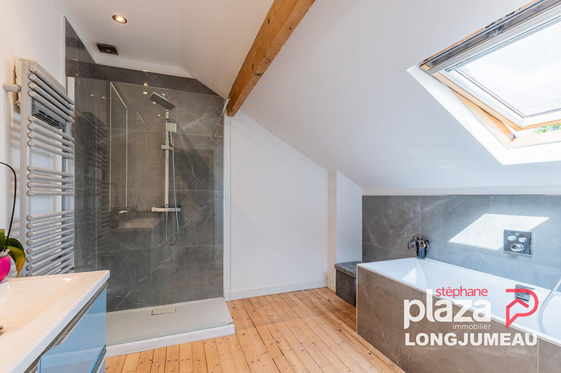 Maison - 103 m² - 5 pièces