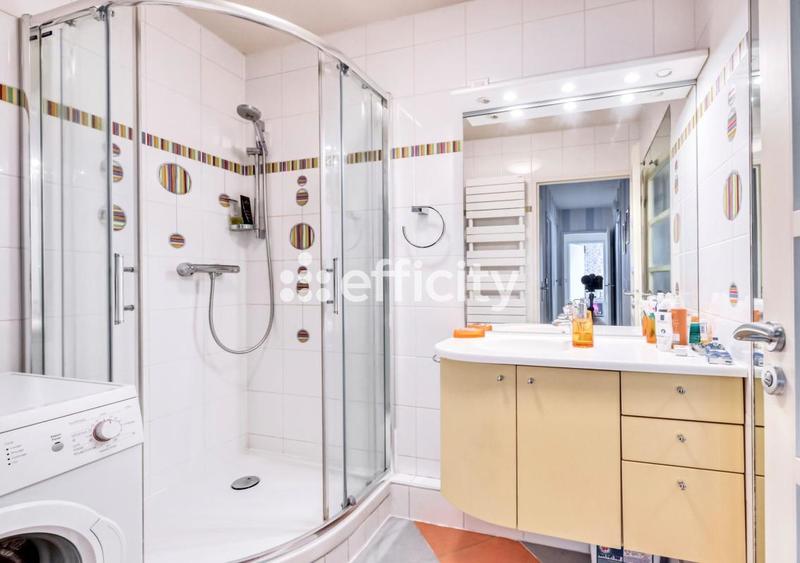 Appartement - 110 m² - 4 pièces