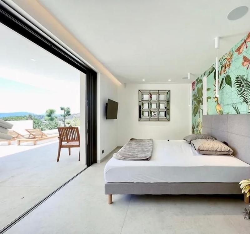 Villa - 280 m² - 6 pièces