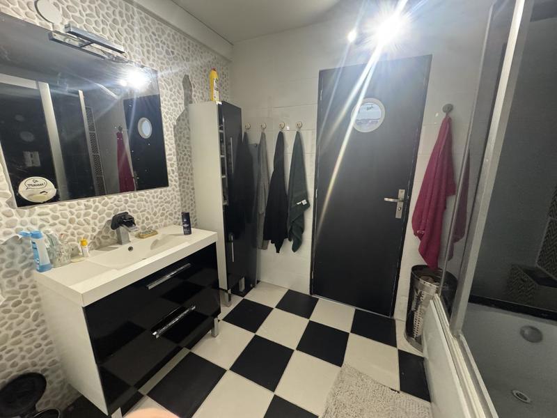 Maison - 102 m² - 5 pièces