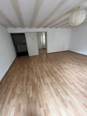 Appartement - 80 m² - 3 pièces