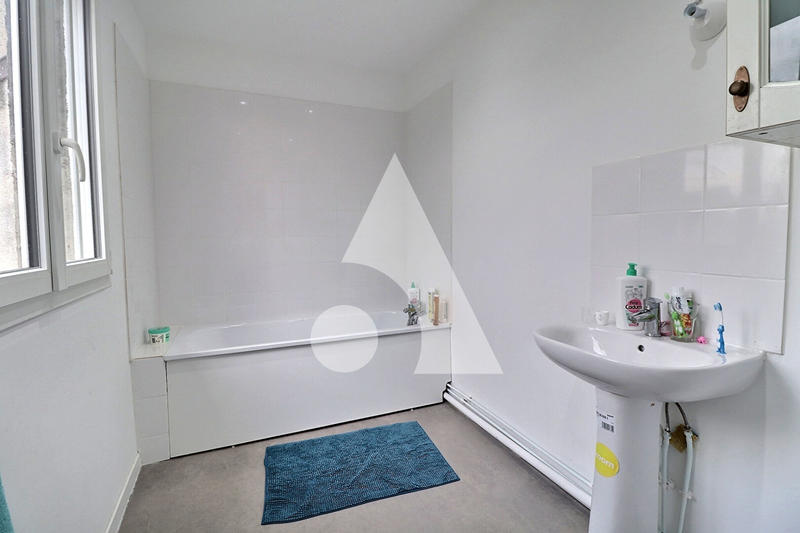 Maison - 115 m² - 4 pièces