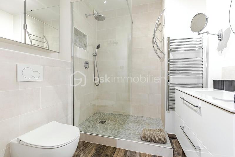 Maison - 84 m² - 5 pièces