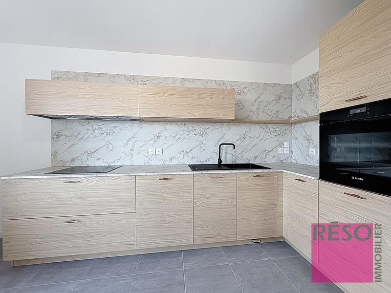 Appartement - 77 m² - 3 pièces