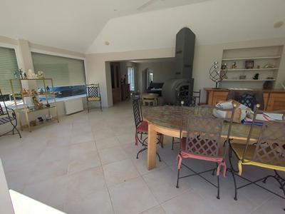 Maison - 101 m² - 5 pièces