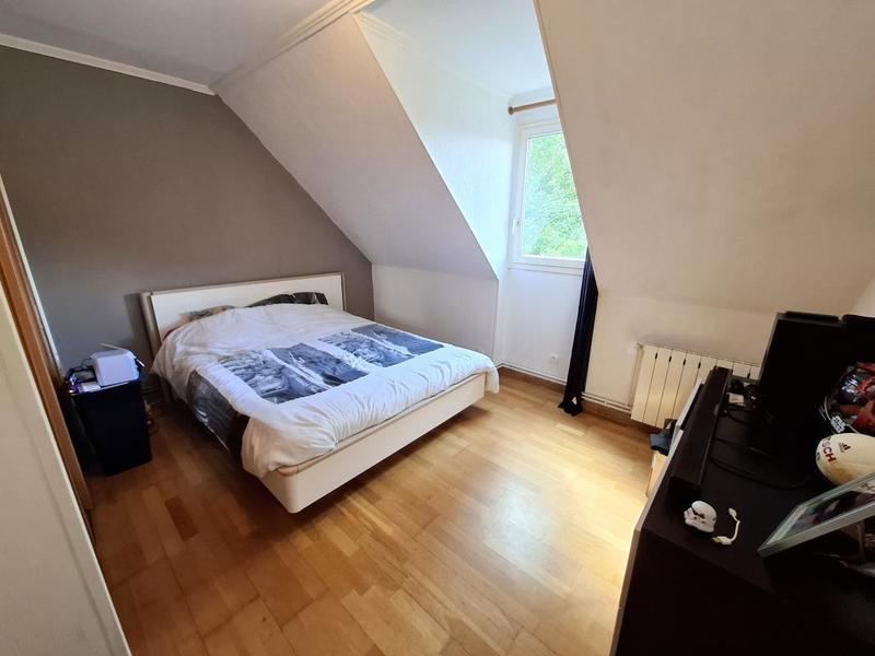 Maison - 137 m² - 6 pièces