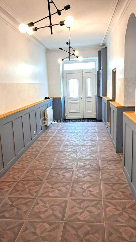 Maison ancienne - 253 m² - 9 pièces