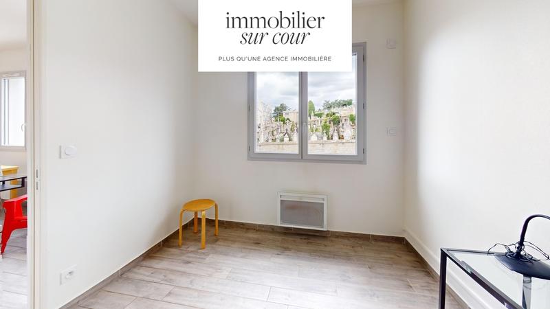 Local d'activité / Entrepôt - 326 m² - 20 pièces